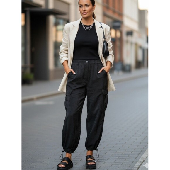Pants - Joie Size XL Cargo Pants Black Relaxed Utility Pockets Elastic Waist Casual Chic